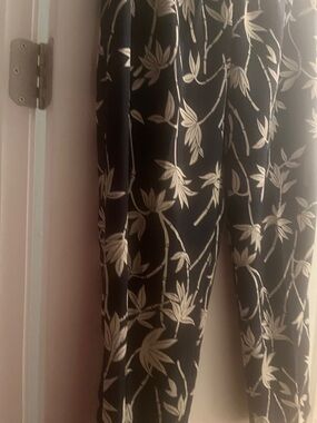 Brownstone Studio Women’s Black Beige Floral Pull-On Pants Size 2X